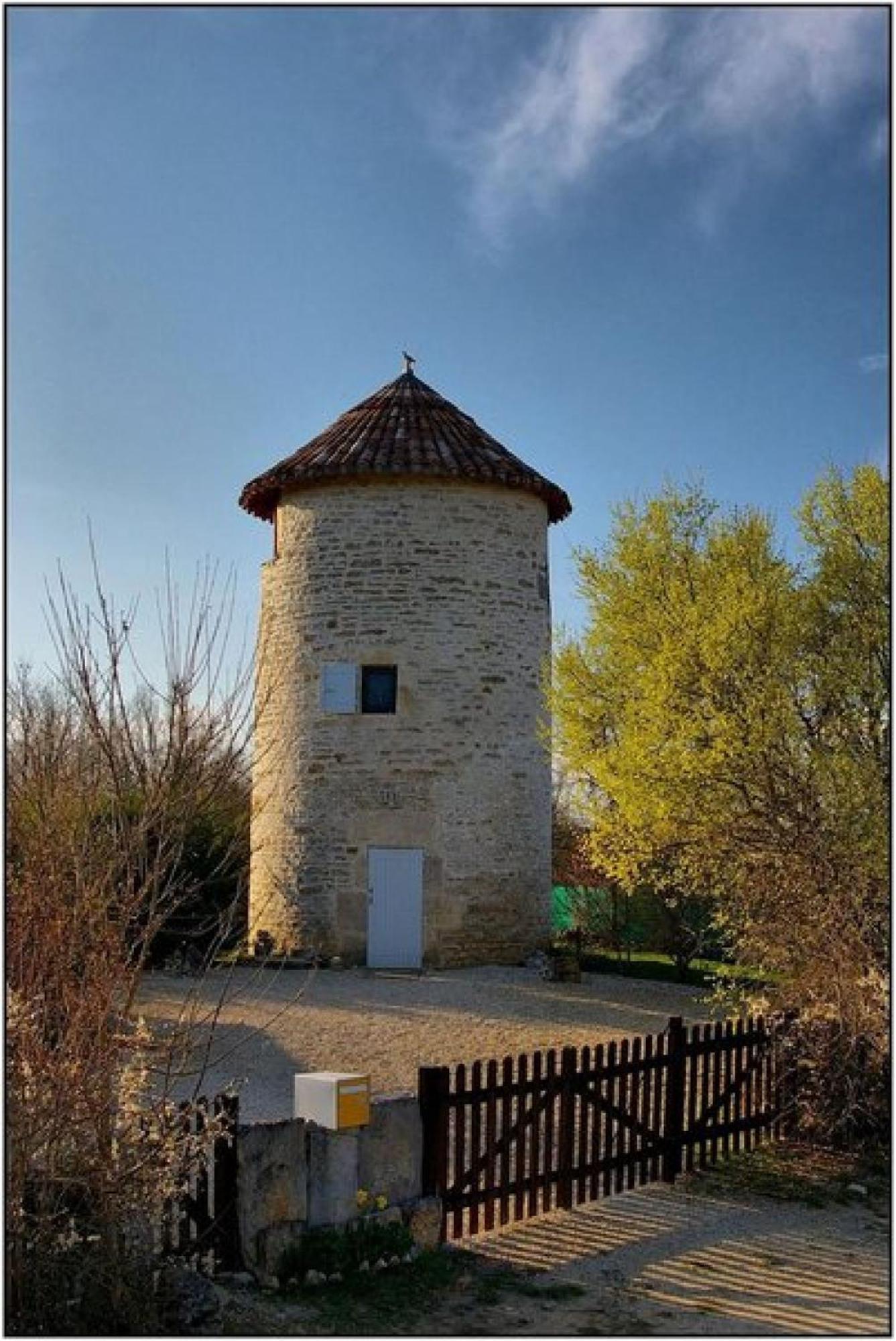 Вилла La Longere Du Moulin Laburgade Экстерьер фото